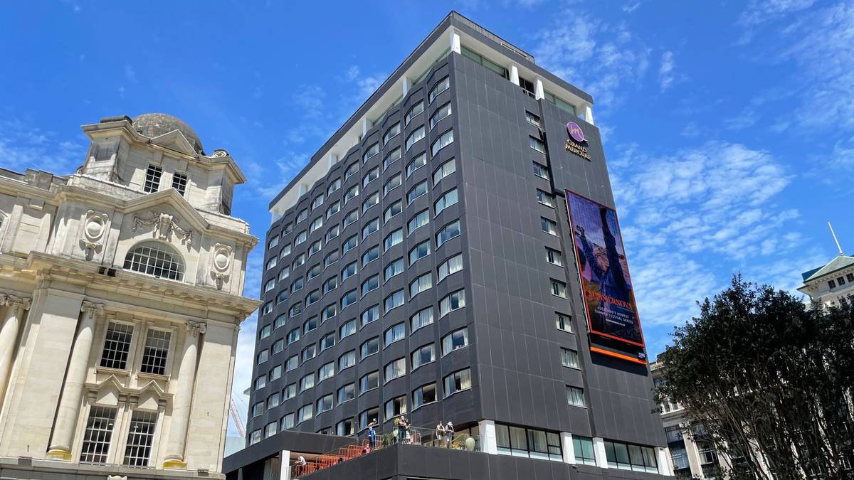 The Grand Mercure Hotel. (Photo / NZ Herald)