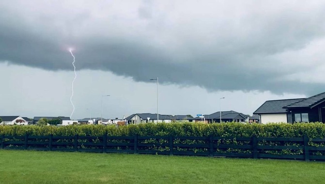 Cambridge resident Cassie Jones said the "impressive" storm produced "the loudest thunder I've ever heard".