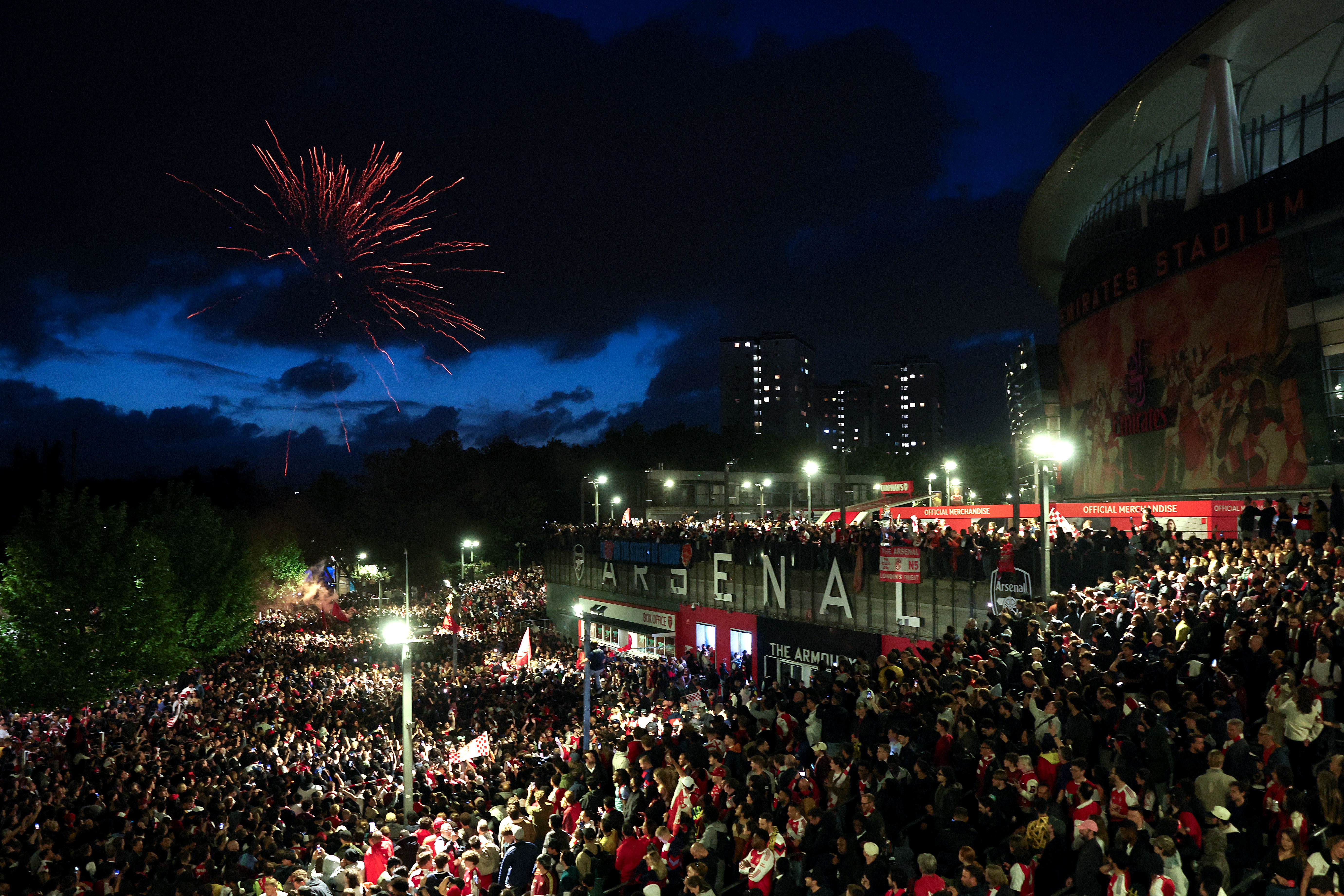 Arsenal wins first Premier League title in 22 years