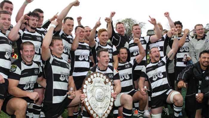 Hawke's Bay with the Ranfurly Shield (Photosport)