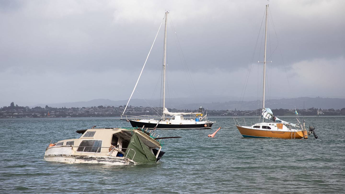 Sinking boat in Pilot Bay on Tuesday. Photo / Alex Cairns