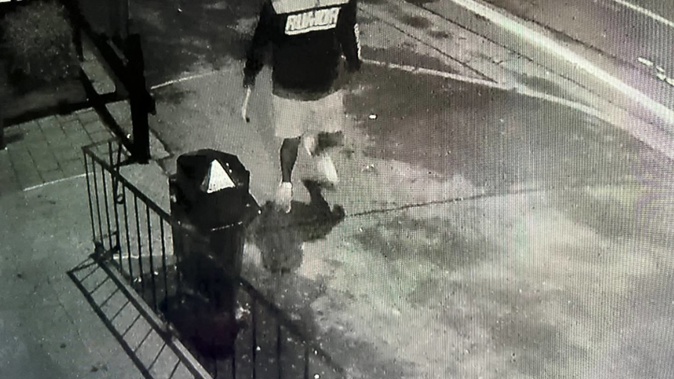 A CCTV image of the alleged offender. Contact police if you know this person. (Photo / Supplied)