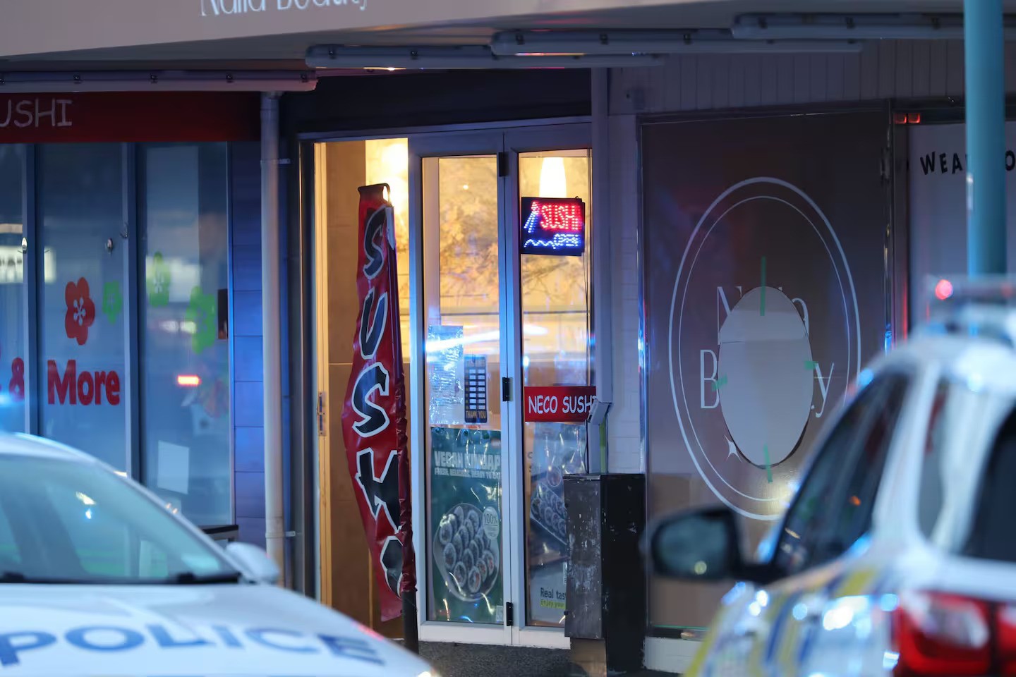 Emergency services respond to a potential stabbing on Clyde Road in Browns Bay on Auckland's North Shore. Photo / Hayden Woodward