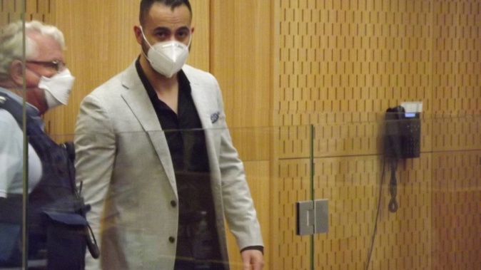 The High Court trial of Sami Zagros will resume on Monday after the withdrawal of his defence lawyers.