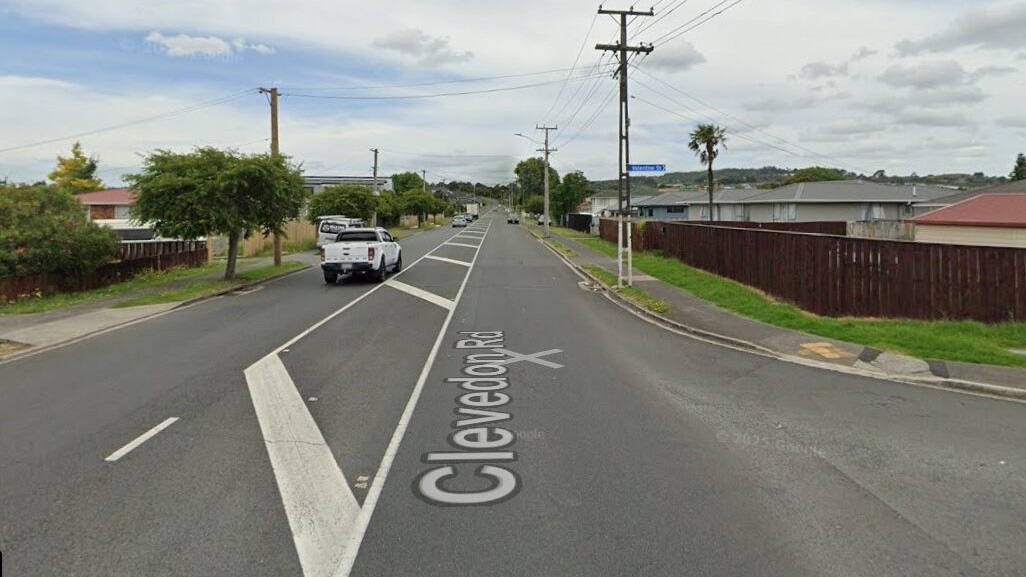 Police operation in Papakura, one person taken to hospital