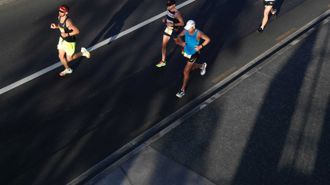 Auckland Marathon: Daniel Jones makes it back-to-back wins