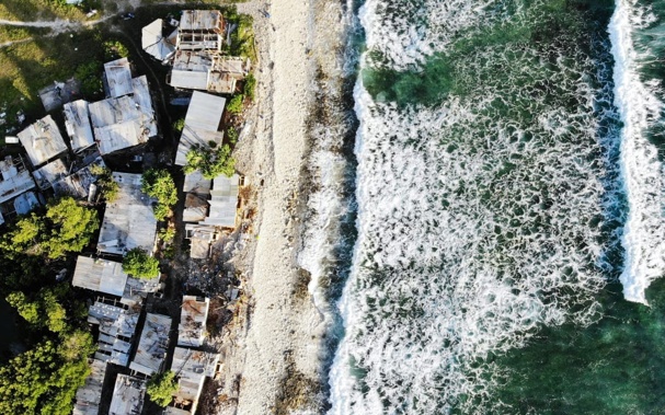 Researchers say from 2000 to 2022 more than 10,000 deaths were recorded from extreme weather events in small island developing states, and climate change caused by people was responsible for almost 4000 of those. Photo: Mario Tama/Getty Images