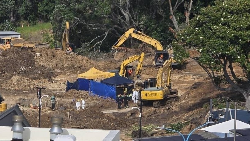 Recovery efforts at Mount Maunganui temporarily suspended after safety alerts triggered