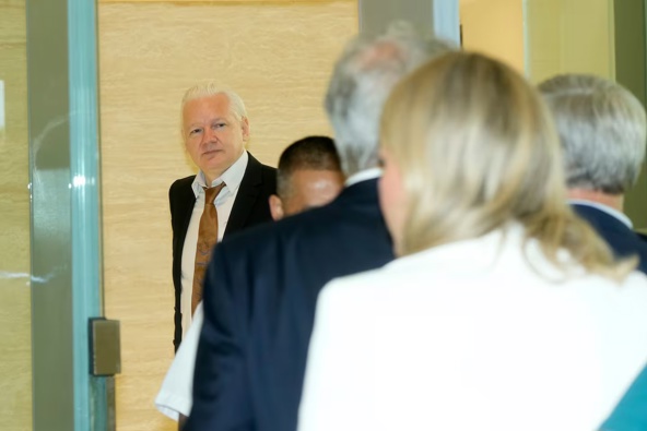 WikiLeaks founder Julian Assange arrives at the United States courthouse where he is expected enter a plea deal, in Saipan, Mariana Islands. Photo / AP