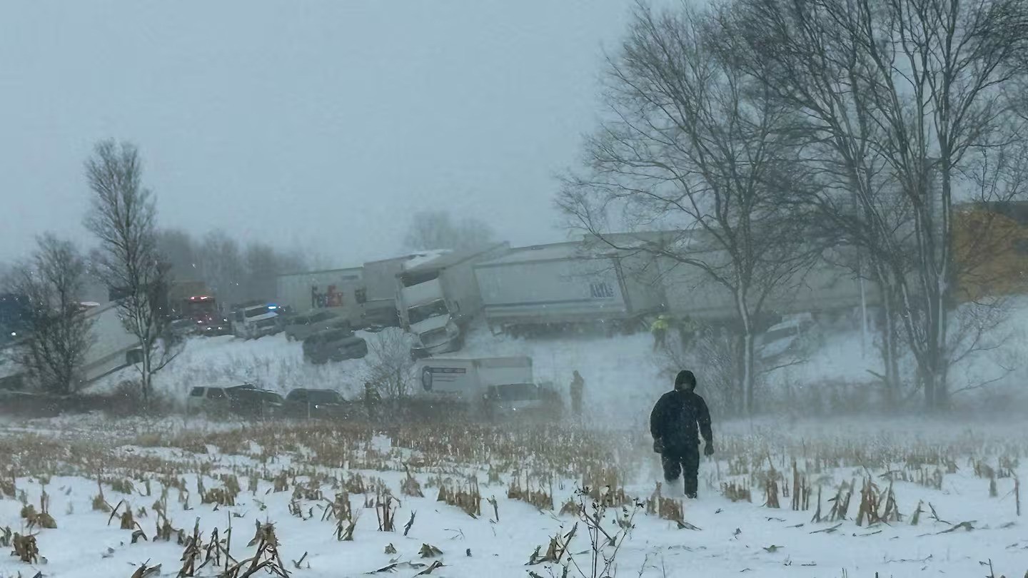 US snow strands drivers in a 100 - vehicle pile - up on a busy interstate road in Michigan