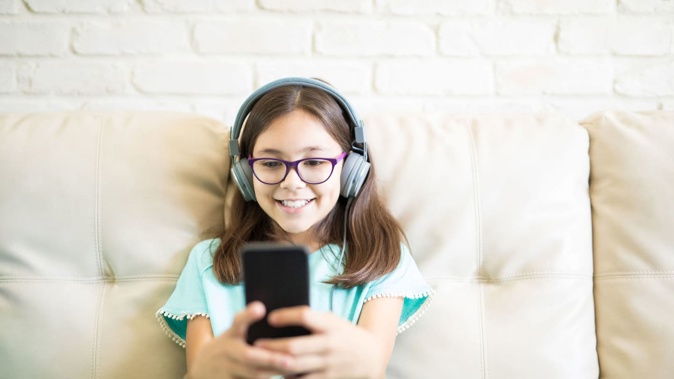 A social media expert believes banning apps such as TikTok would lead to “underground behaviour”.