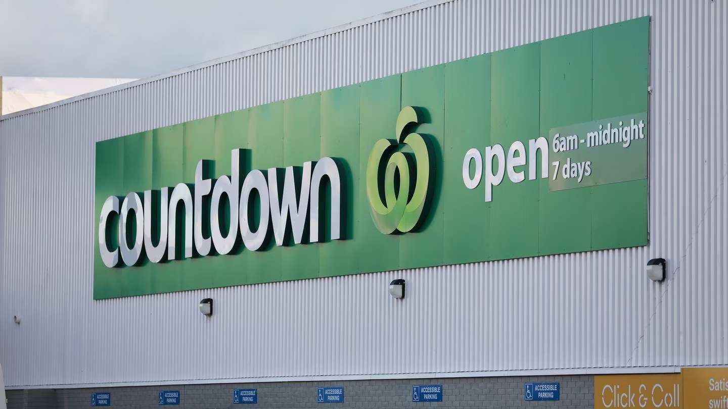 Two Countdown stores - Te Rapa, Hamilton, and Bethlehem, Tauranga - were allegedly targeted, along with the Warehouse in Matamata. Photo / Hayden Woodward