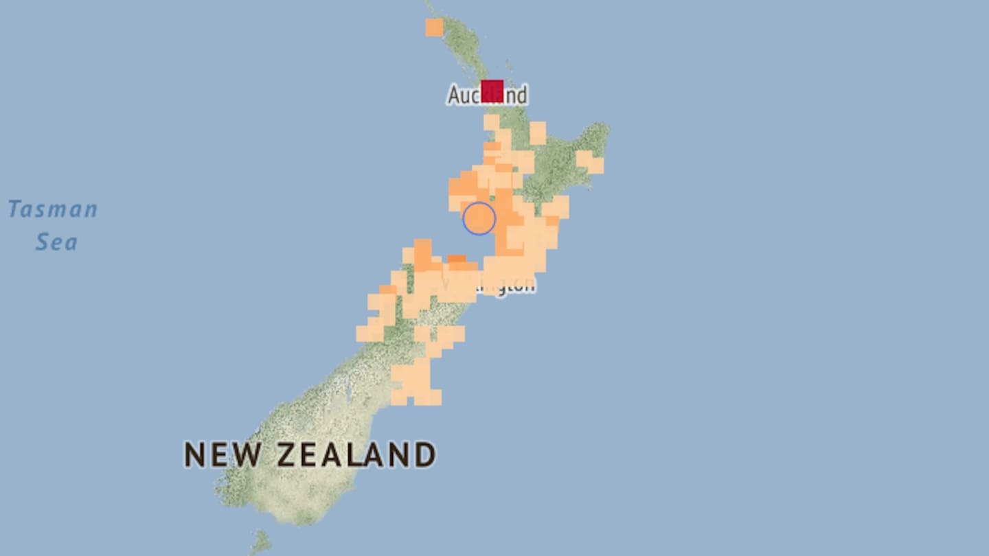 Magnitude 5.4 quake jolts central New Zealand, more than 10,000 people report feeling tremor