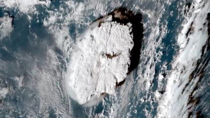 Satellite images show the impact of the Hunga Tonga-Hunga Ha'apai eruption near Tonga