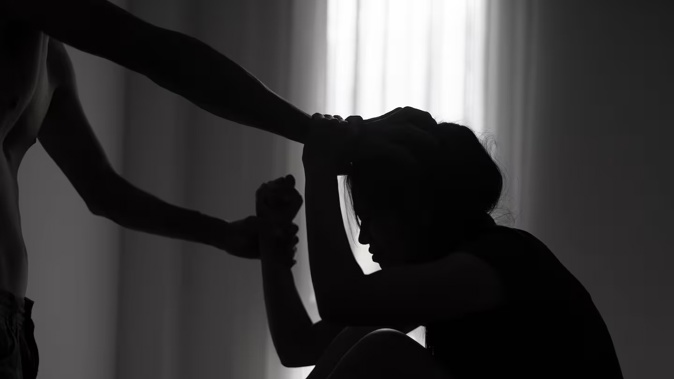 A survivor of intimate partner violence has called for the criminalisation of coercive control in New Zealand, similar to new legislation introduced in Queensland and New South Wales. Photo / 123RF