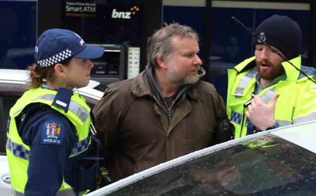 Climate protesters shut down ANZ branch over coal mine expansion links