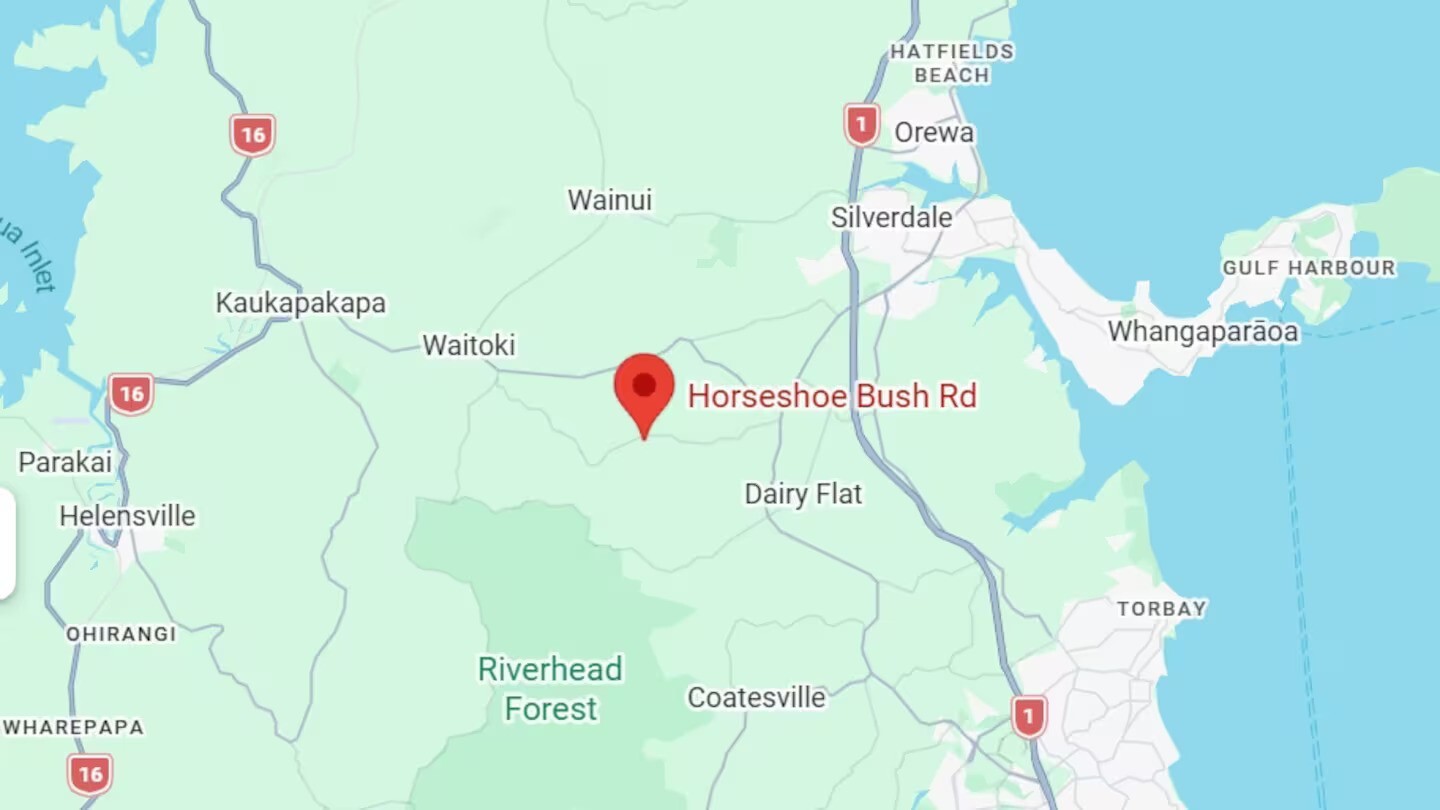 Motorcyclist dies in early morning crash north of Auckland