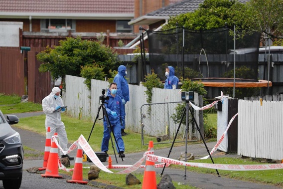 A scene examination is carried out at two properties after a drive-by shooting in Māngere. (Photo / File)
