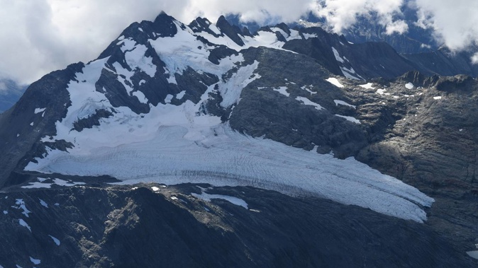 The Brewster Glacier, as it appeared during last week's fly-over. (Photo / Lauren Vargo)