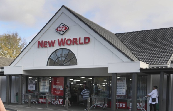 Flaxmere New World to close after past promises failed to keep building open. Photo / Warren Buckland