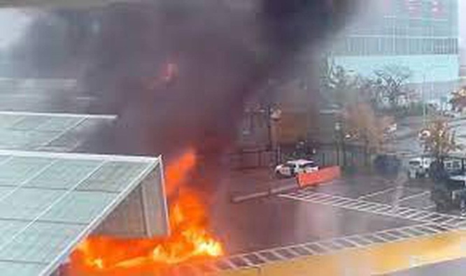 The explosion rocked the Rainbow Bridge connecting Canada and the United States.