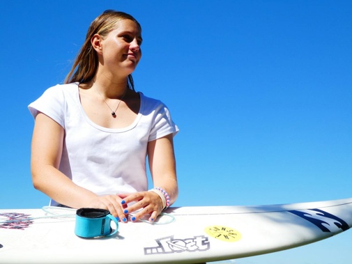 Olympic-bound surfer Saffi Vette takes the memory of her late father with her wherever she travels. Photo / Neil Reid