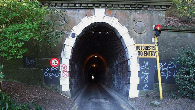 What caused the bus tunnel closure? (Flickr)