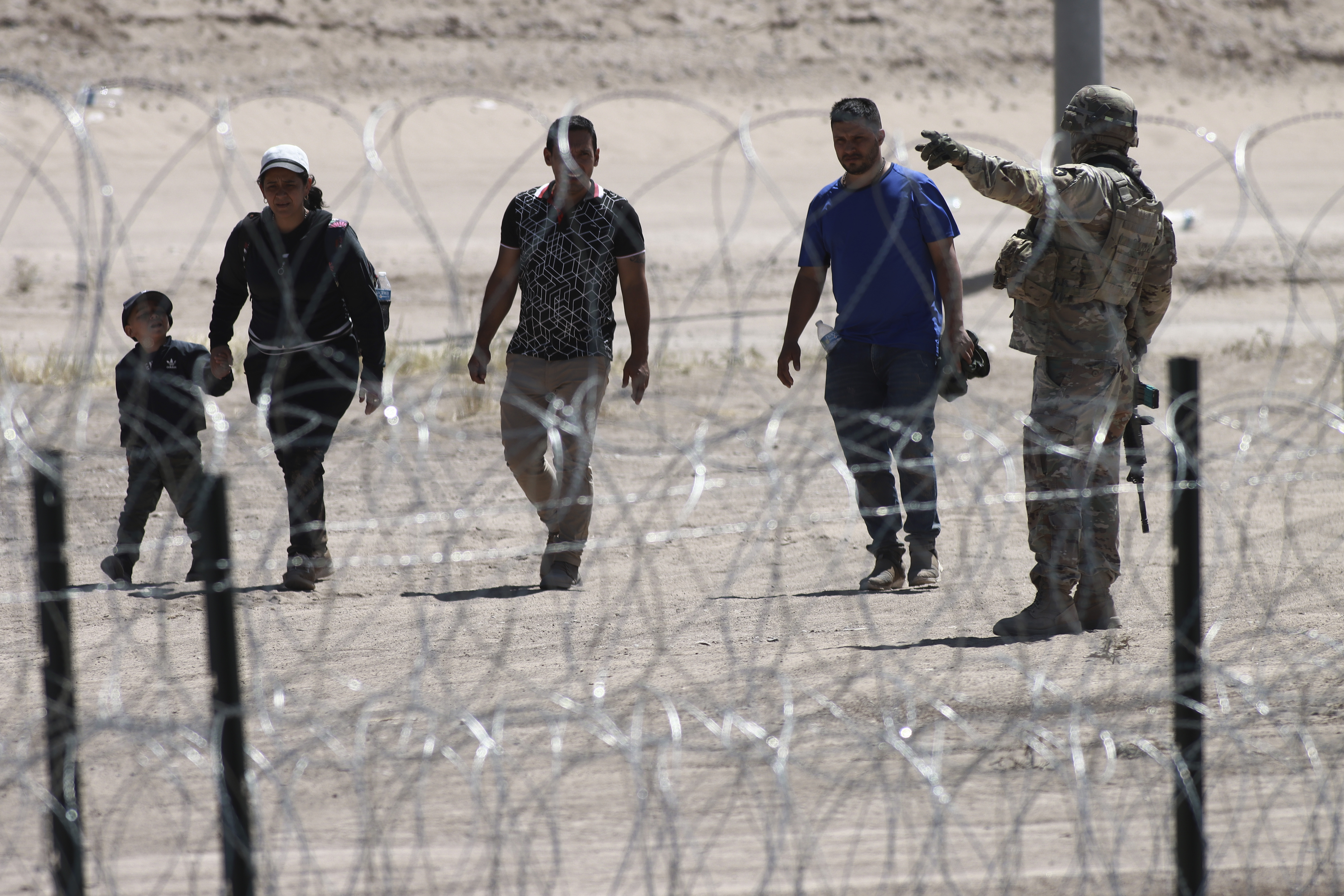 The U.S. on May 11 began to deny asylum to migrants who show up at the U.S.-Mexico border without first applying online or seeking protection in a country they passed through, according to a new rule released May 10. Photo / AP