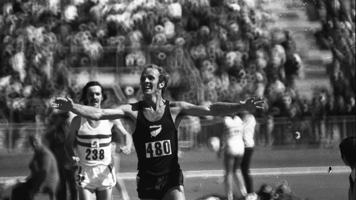 Dick Tayler winning the 10,000m at the 1974 Commonwealth Games, the last time Christchurch hosted the event. Photo / Christchurch Star