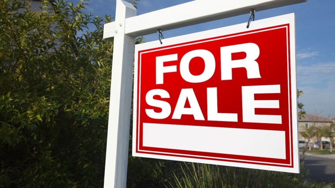Two real estate salespeople, and a supervisor, have been fined after necessary inquiries weren't made and disclosed to the purchasers of a property at "real risk" from potential asbestos. Photo / 123RF