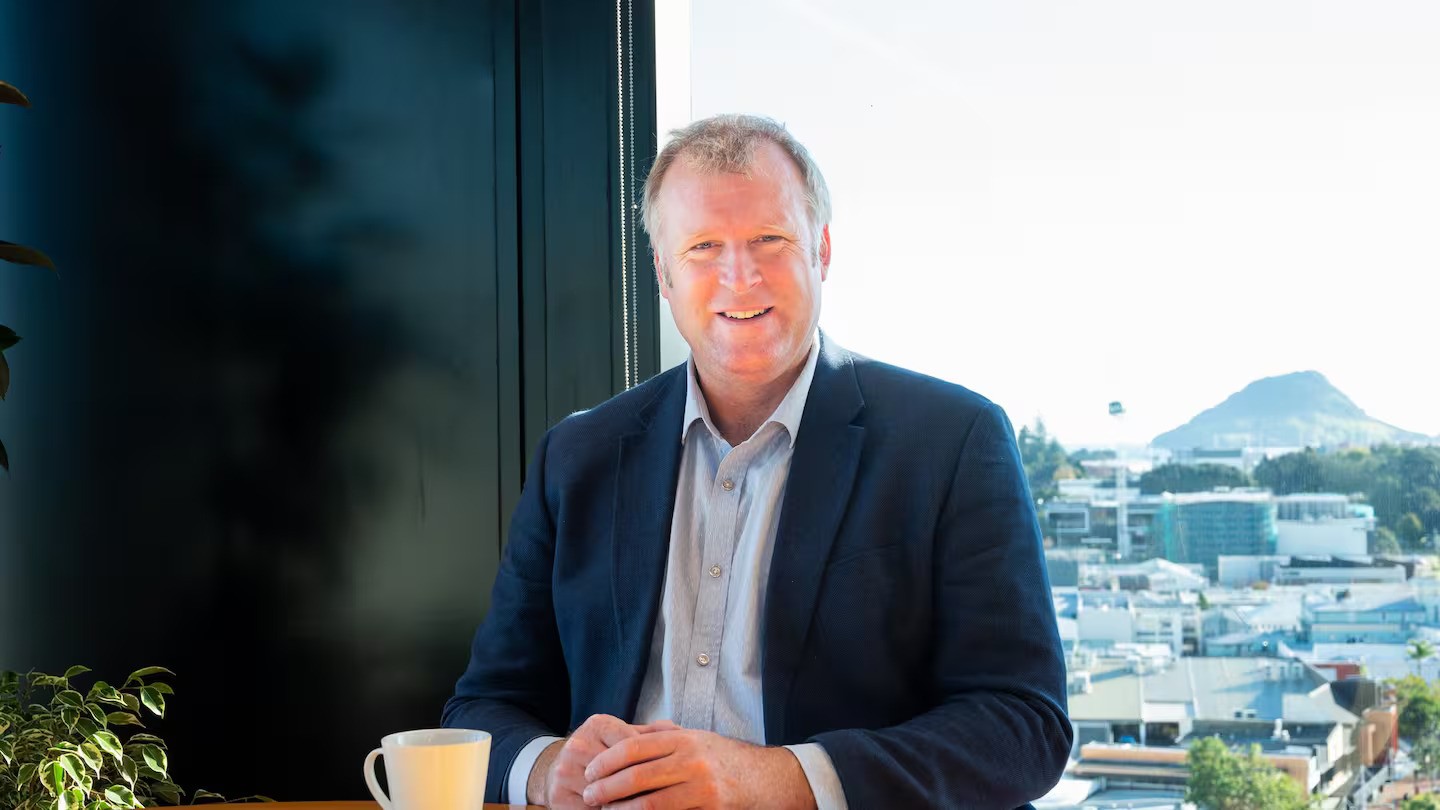 Tauranga Mayor says he's hopeful recovery efforts will resume today