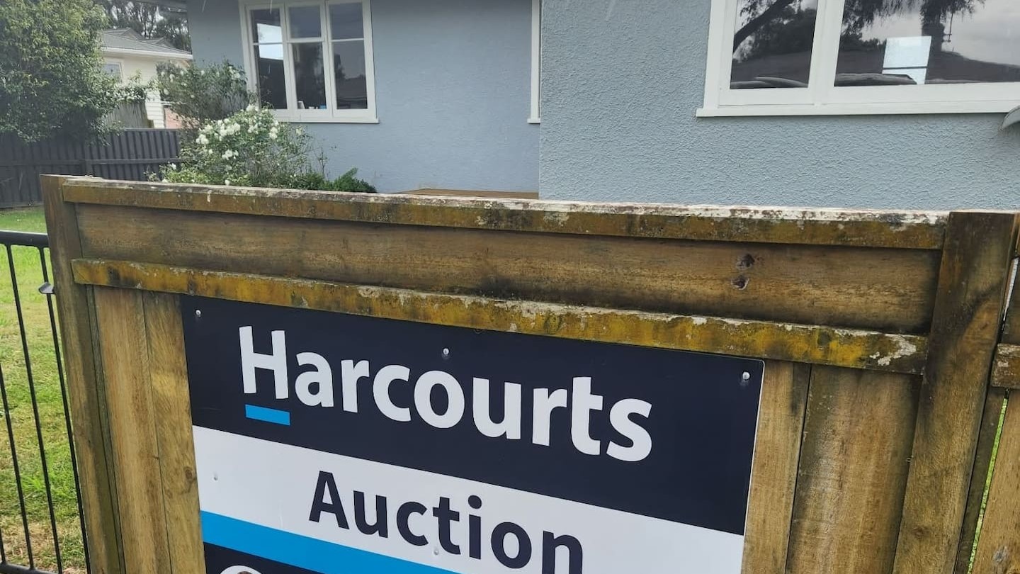 'Full panic': Name mix-up sees woman mistaken for male company boss almost lose home