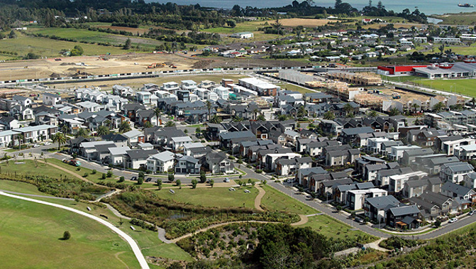 Keeping new house prices under $550,000 will be a focus for the Auckland Council. (Edward Swift)