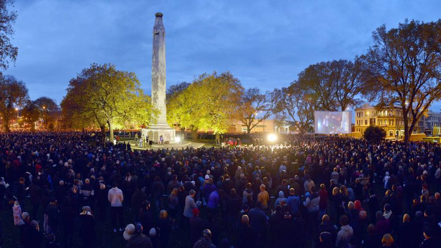 Many thousands turned out for the Anzac Day dawn service at the cenotaph in Dunedin in 2018. (Photo / Gerard O'Brien, File)