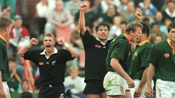 Former All Black Justin Marshall discusses Chicago clash against Ireland