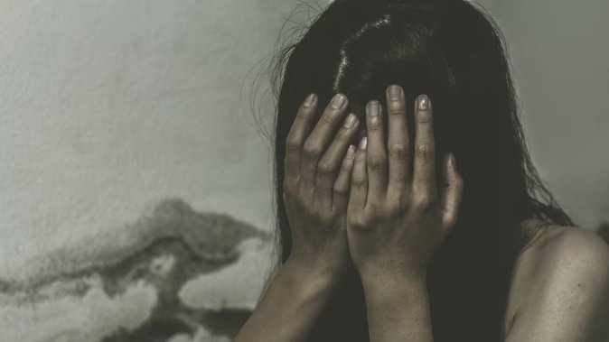 A woman has addressed her father in court after he sexually assaulted her. Photo / 123rf