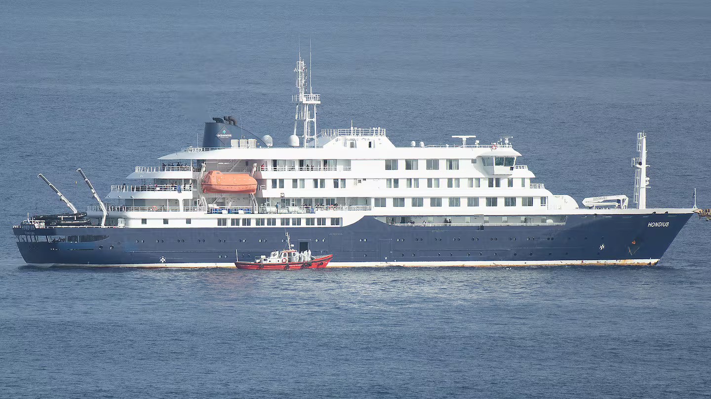 Passengers on cruise ship with deadly hantavirus required to quarantine amid outbreak 