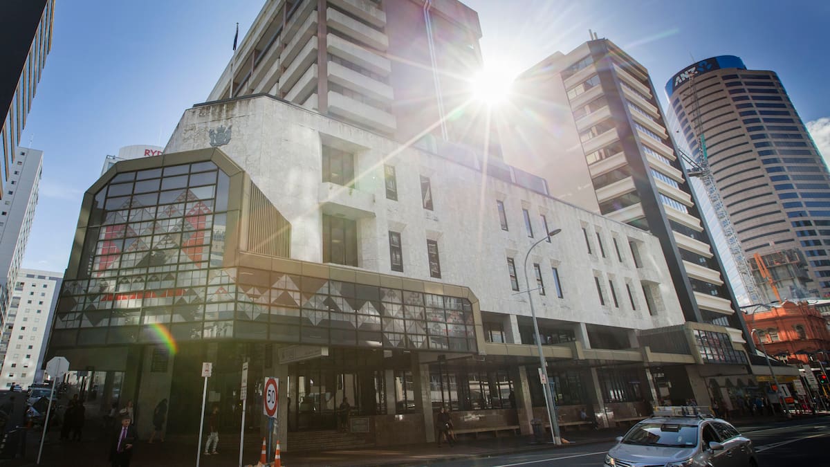 Mortgage fraud: $2.86m scammer sentenced