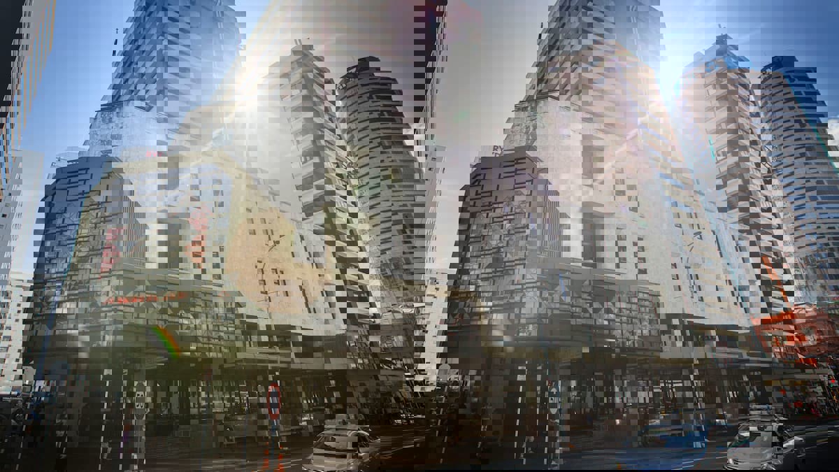 Mortgage fraud : $2 . 86m scammer sentenced