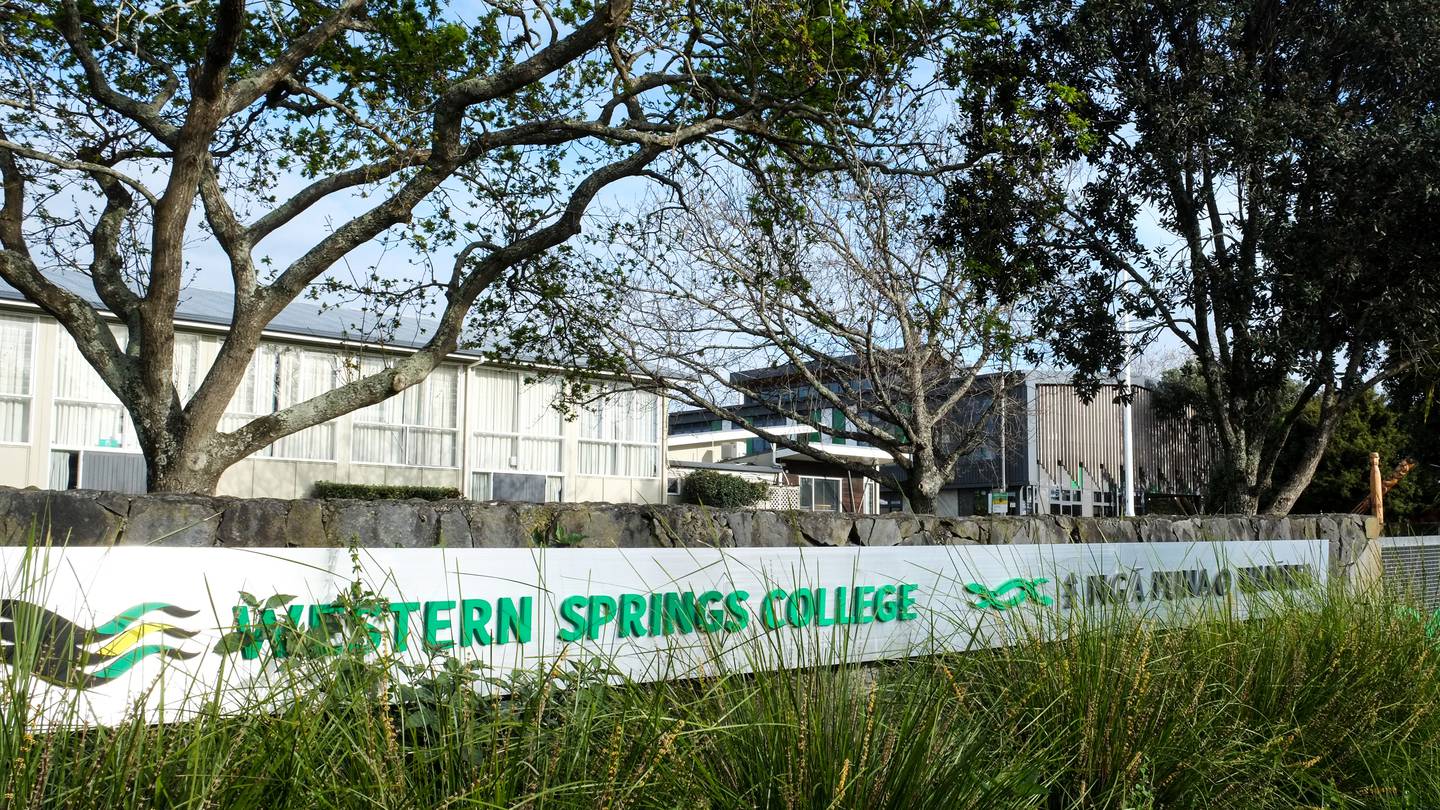 Western Springs College college is being evacuated following a threat. Photo / Alex Robertson