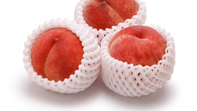 White peaches grown in Fukushima are now on sale at high-end department store Harrods in London. Photo / 123rf