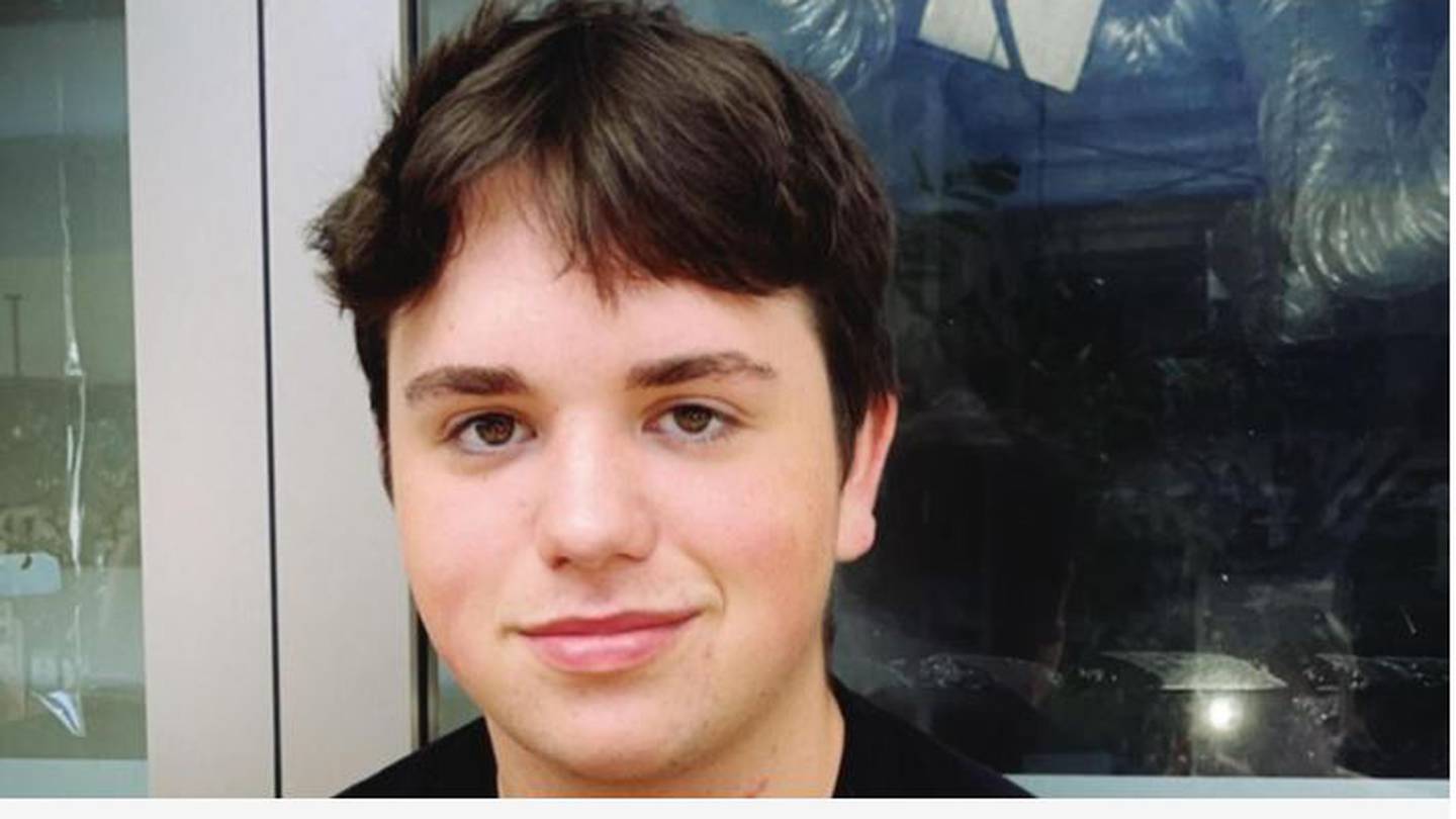 Before he was killed in a horrific car crash, Harrison ‘Harry’ Payne sent one final text to his dad Kent.