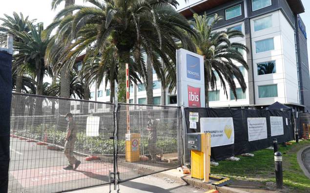 La police retrouve un homme atteint de Covid qui a fui le MIQ à Auckland La police retrouve un homme atteint de Covid qui a fui le MIQ à Auckland