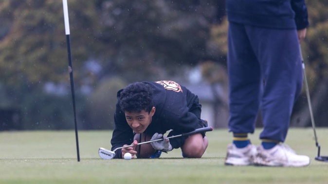 Bayleigh Teepa-Tarau won the AIMS Games tournament after just his 3rd golf game.