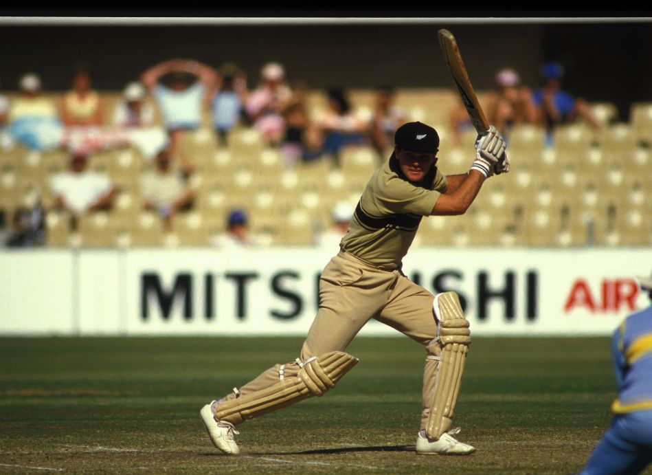 Crowe's career began when the New Zealand team still wore beige. 