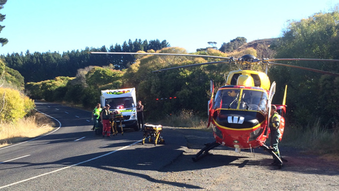 Emergency services at the scene of the Kaimai crash. (Supplied) 