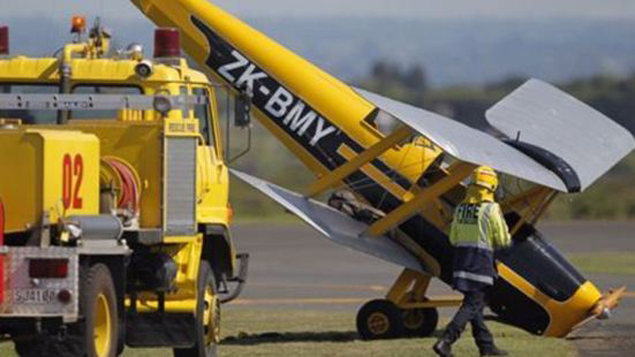 The plane after crash landing at Tauranga Airport (George Novak) 