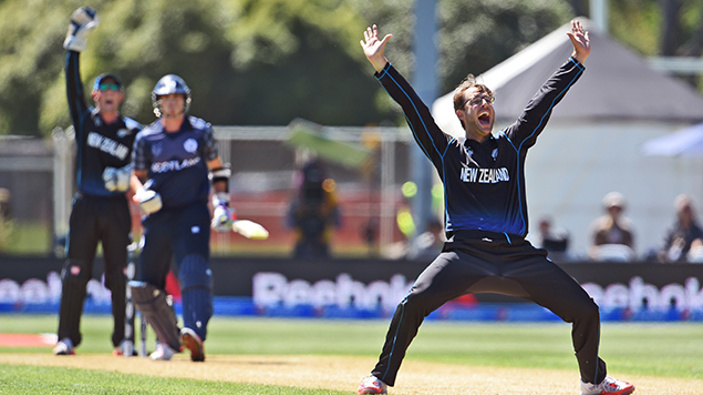 Daniel Vettori takes on spin duties, after an outstanding tournament when many thought he was past his best.