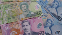 Amanda Morrall: What makes someone good with money?