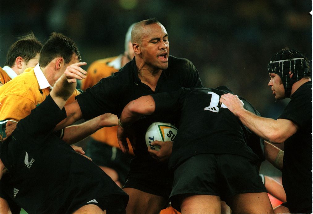 A record 108,000 watched Lomu and the All Blacks lose 28-7 in Sydney.